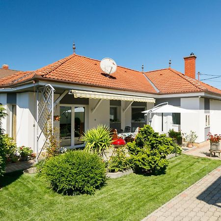 Holiday Home Ildiko By Interhome Balatonlelle Exterior photo